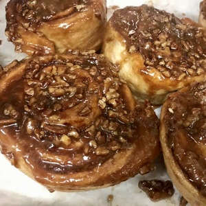 SWEET ROLL